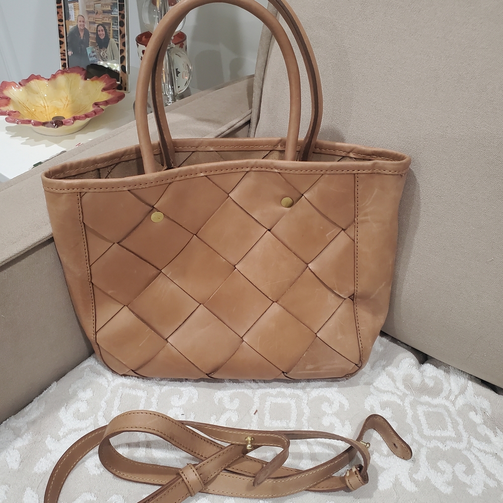 Elegant Tan Woven Leather Tote Bag By Nisolo